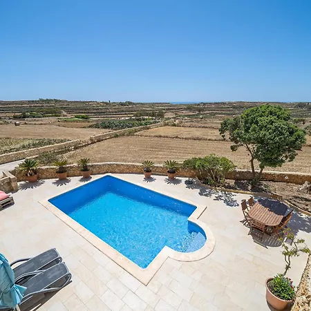 Lonza * Gharb (Gozo)