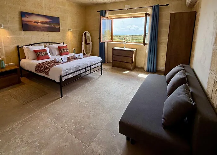 بيت للعطل Lonza