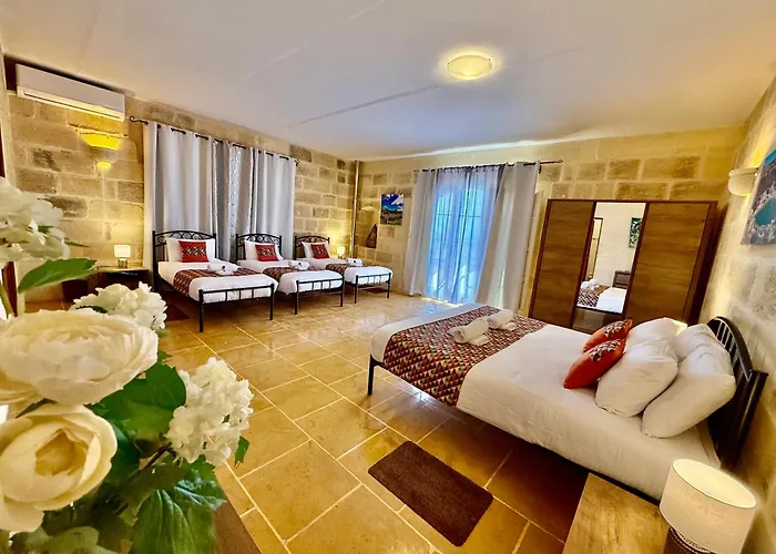 Lonza بيت للعطل Għarb